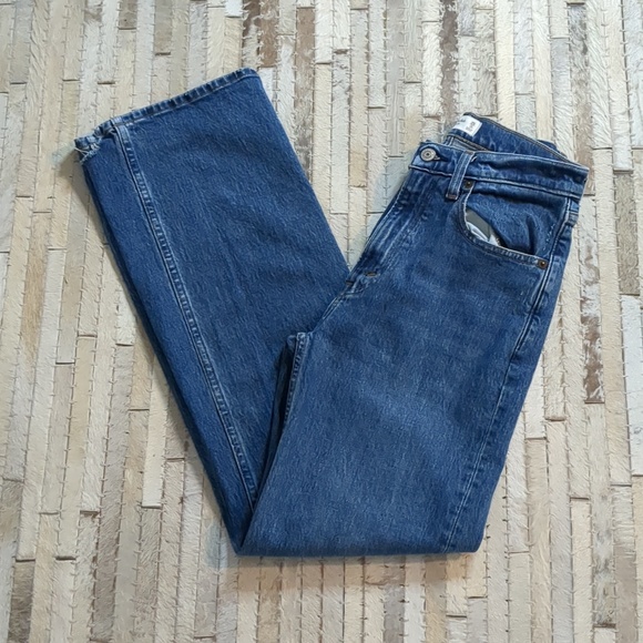 Abercrombie & Fitch Women's Size 25 The '90s Relaxed High Rise Medium Wash Jeans - Picture 3 of 12